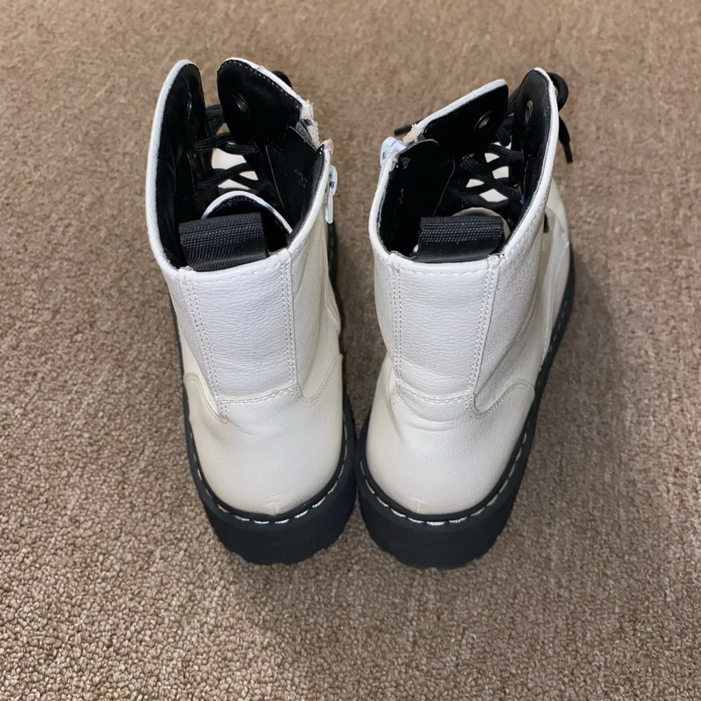 White UNIONBAY Boots - Picture 5 of 7